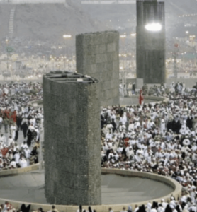 3 pillars at jamarat 